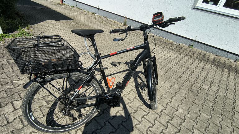 Used Ideal 810x 2025 Urban, Black — image 2 of 8