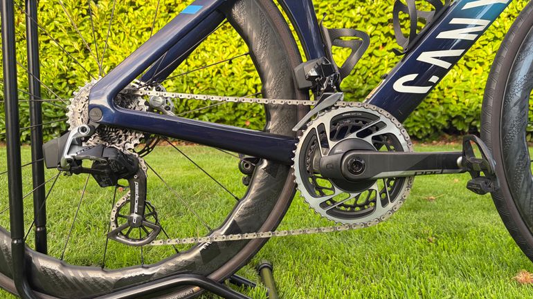 Gebrauchtes Canyon Aeroad CFR Disc eTap 2021 2021 Road & Gravel, Blau — Bild 5 von 9