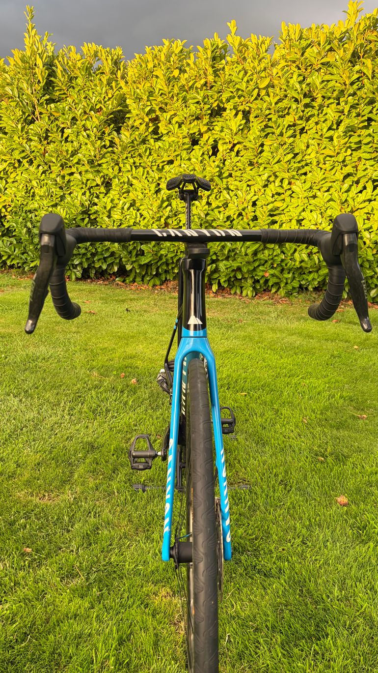 Gebrauchtes Canyon Aeroad CFR Disc eTap 2021 2021 Road & Gravel, Blau — Bild 4 von 9