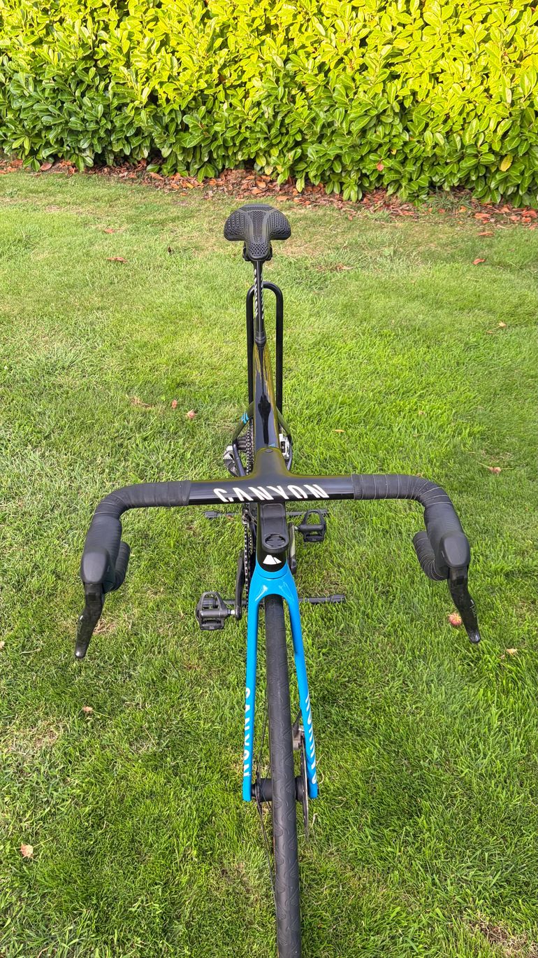 Gebrauchtes Canyon Aeroad CFR Disc eTap 2021 2021 Road & Gravel, Blau — Bild 9 von 9