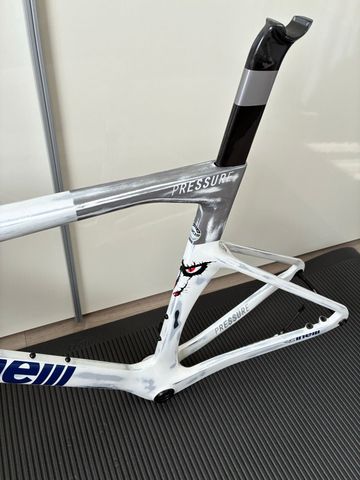 Used Cinelli Pressure Frameset 2024 Road & Gravel, White — image 3 of 19