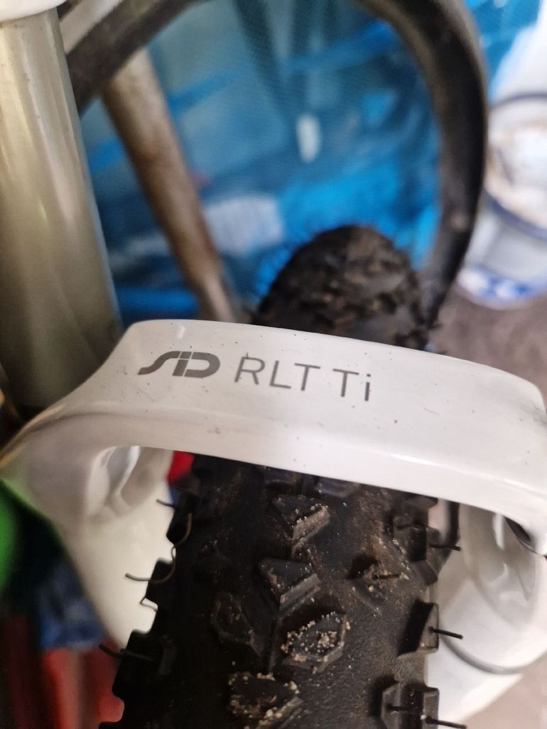 Used CUBE Ltd Shimano Deore XT 2006 Mountainbike, Light Gray — image 4 of 8