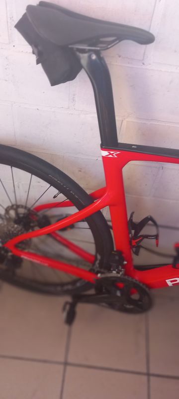 Brugt Pinarello X3 105 Di2 2025 2025 Road & Gravel — billede 2 af 3