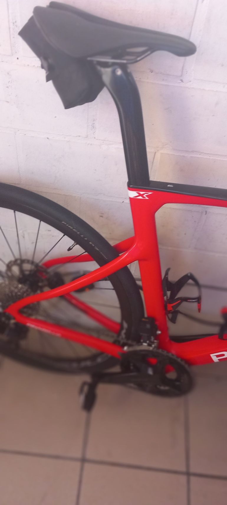 Brugt Pinarello X3 105 Di2 2025 2025 Road & Gravel — billede 2 af 3