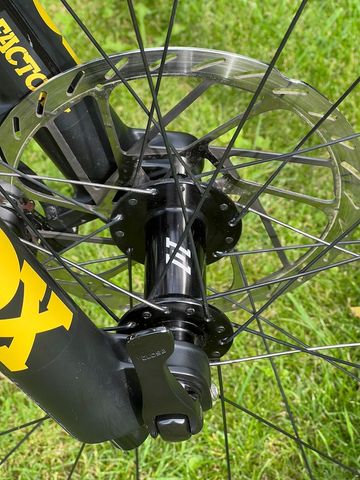 Brugt Specialized Stumpjumper 15 Pro 2025 2025 Mountainbike — billede 4 af 24