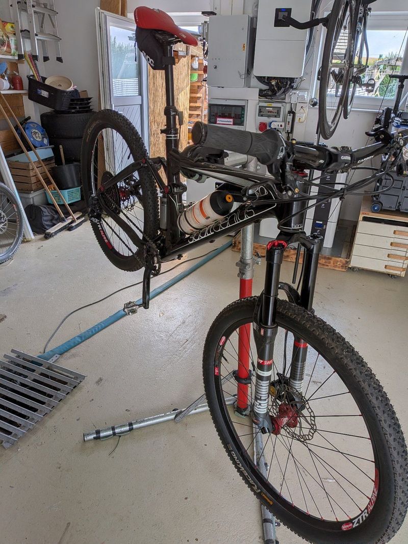 Used Scott Genius 20 TUNED 26 Zoll 11, 6kg ! Leichtbau 150mm 2008 MTB