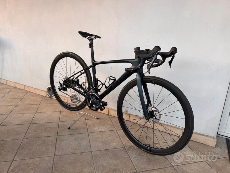 Tweedehands Giant Defy, Advanced Pro 2 2021 2021 Road & Gravel