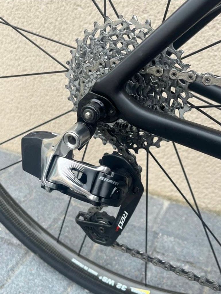 Used Specialized Tarmac SRAM Red eTap 2018 Road & Gravel, Black — image 6 of 7