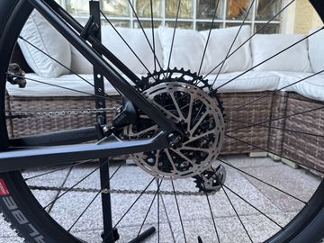 Použité Canyon CF8 SL 2020 Mountainbike — obrázek 9 z 17
