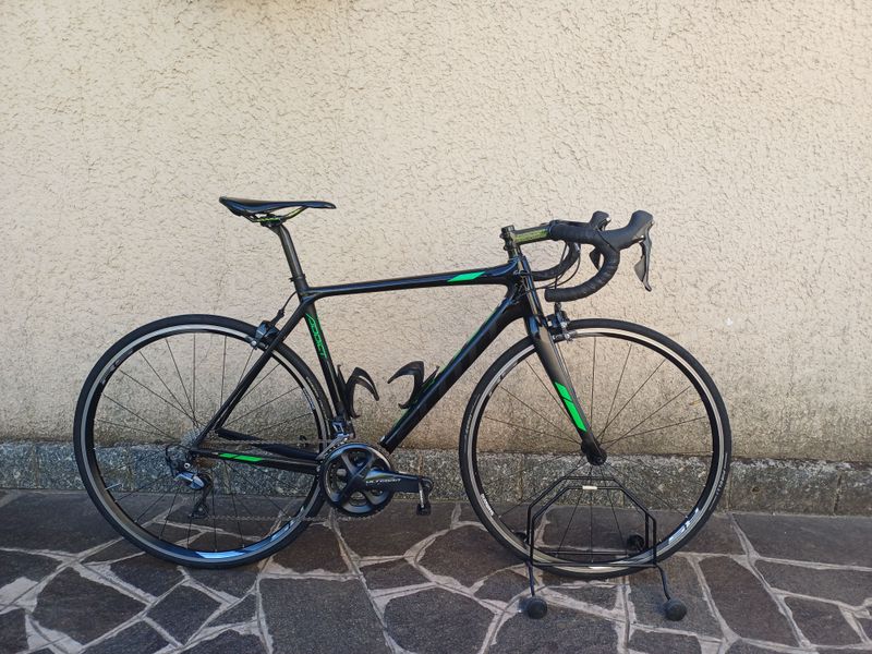 Used Scott Addict Team Issue 2018 Road & Gravel