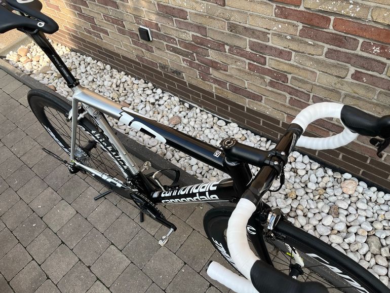 Używany Cannondale Caad SRAM Red 2014 Road & Gravel — zdjęcie 16 z 29