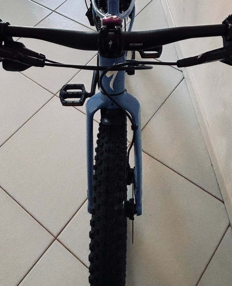 Used Specialized Riprock 20 inch MTB 2024 Youth, Blue — image 6 of 6