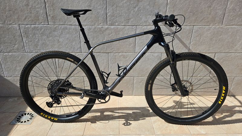 Used Orbea ALMA M51 2022 2022 MTB