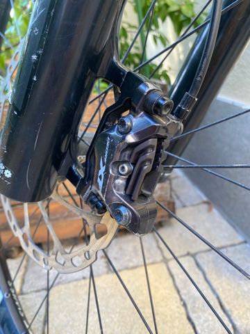 Used Trek Slash 9.8 XT 2022 2022 Mountainbike, Light Gray, 29 — image 9 of 11