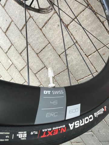Brugt Focus IZALCO MAX 9.7 2024 2024 Road & Gravel — billede 19 af 25