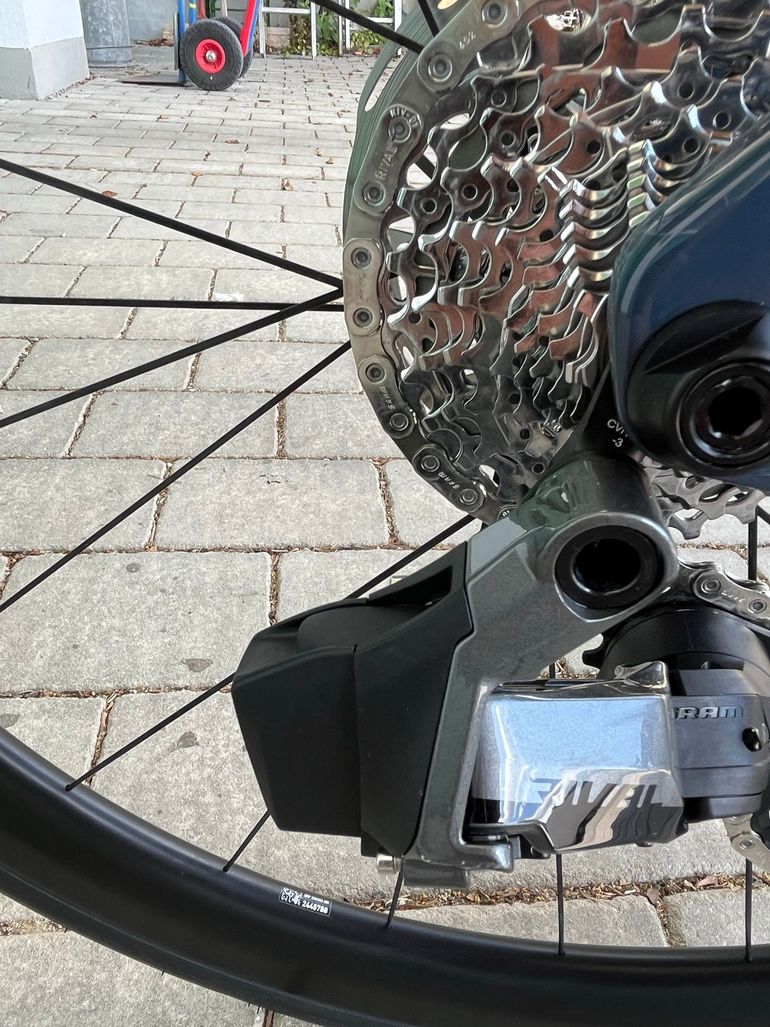 Brugt Focus IZALCO MAX 9.7 2024 2024 Road & Gravel — billede 21 af 25