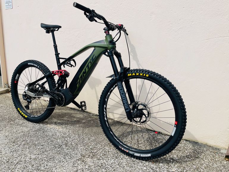 Fantic XMF 1.7 L 2025 2025 Mountainbike usato, Verde — immagine 2 di 7