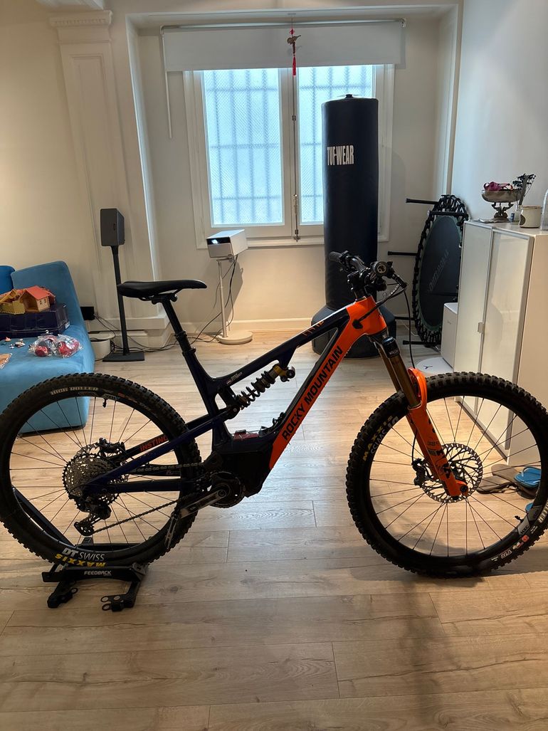 Rocky Mountain Instinct Shimano Deore XT 2020 Mountainbike d'occasion — image 2 sur 9