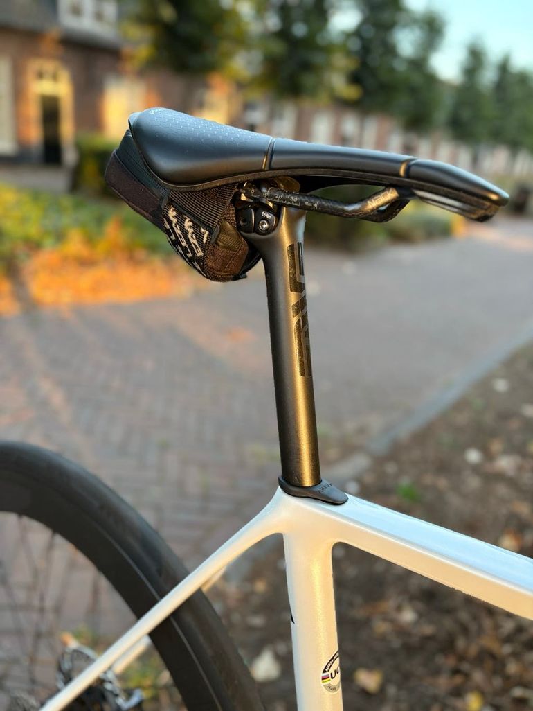 Used Aurum Magma - size 56 - 2022 2022 Road & Gravel, White — image 11 of 15