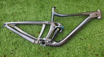 Gebrauchtes Giant Reign 29 2022 Frameset 2022 Mountainbike, Hellgrau, 29 — Bild 1 von 6