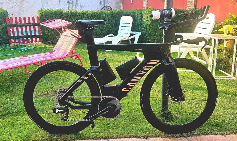 Używany Canyon Speedmax CFR AXS 2024 2024 Road & Gravel — zdjęcie 8 z 14