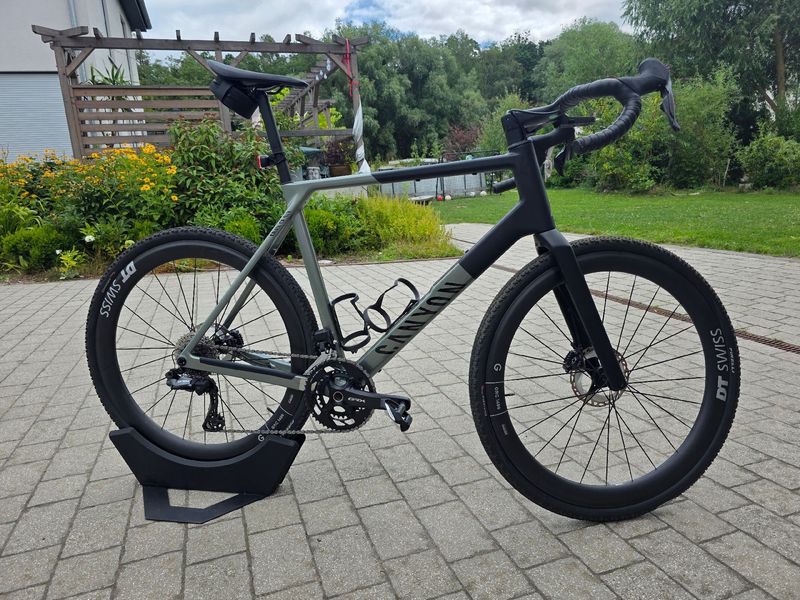 Used Canyon Grail CF SLX 8 Di2 2024 2024 Road & Gravel