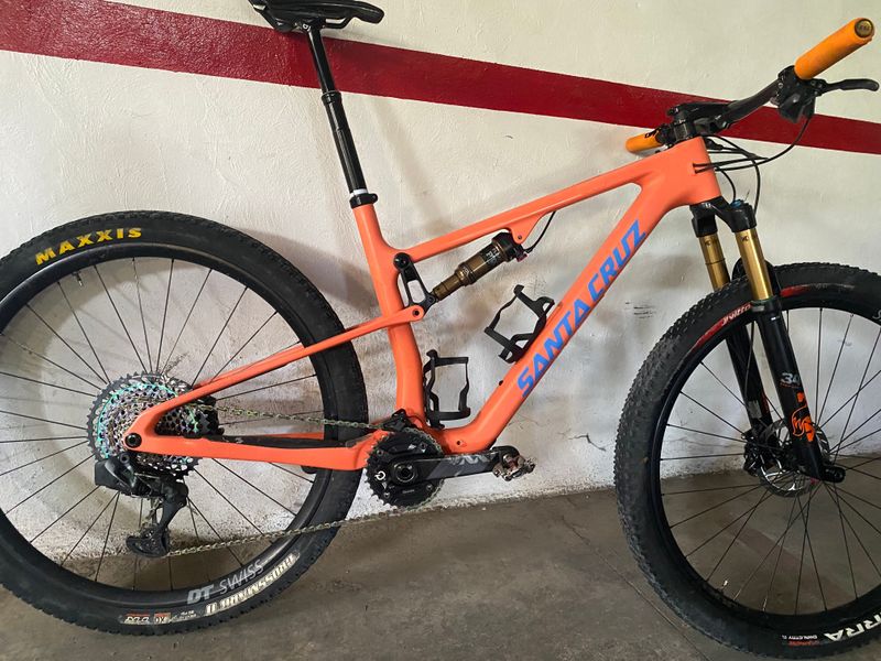 Used Santa Cruz BLUR X01 / AXS / RSV / Carbon CC / 29 2022 2022 MTB