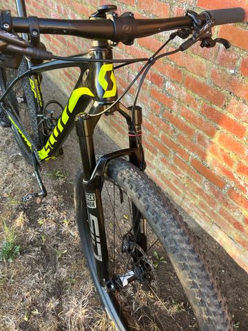 Used Scott Scale RC 900 Pro 2018 Mountainbike, Black — image 4 of 5