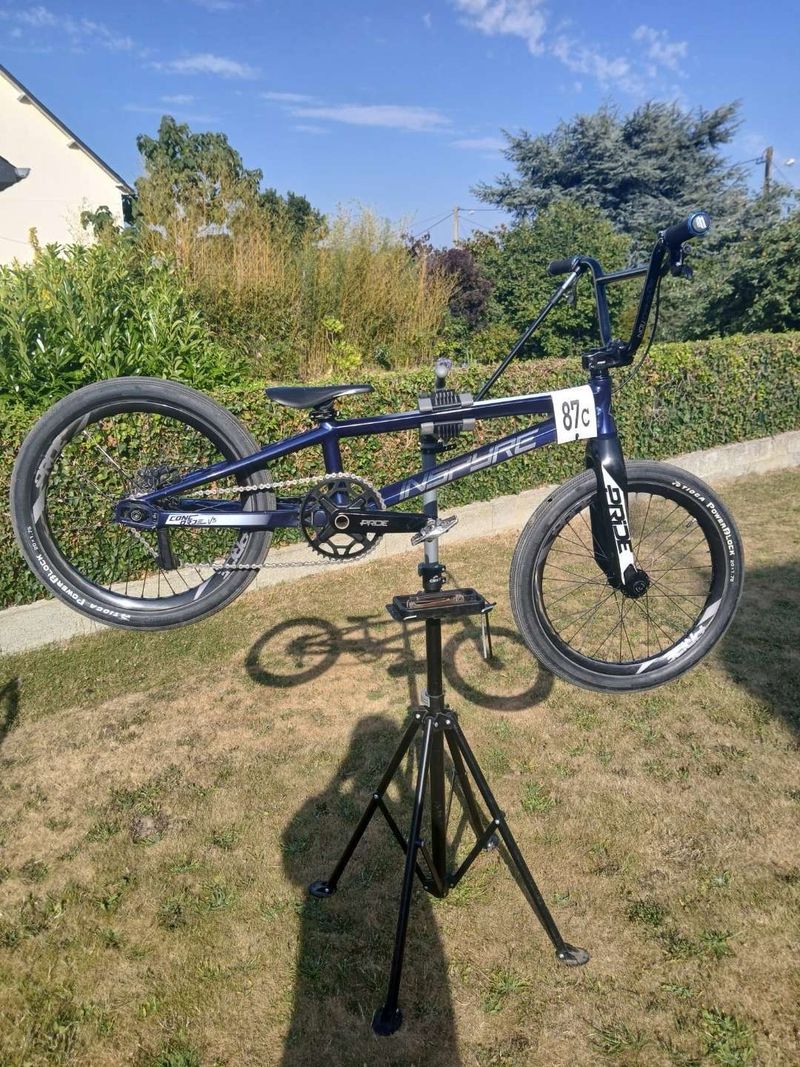 Used INSPYRE Custom Shimano Altus 2025 Road & Gravel