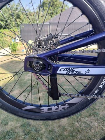 Used INSPYRE Custom Shimano Altus 2025 Road & Gravel, Blue — image 4 of 5