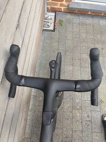 Lightcarbon electronic racefiets 2026 Road & Gravel d'occasion — image 8 sur 9