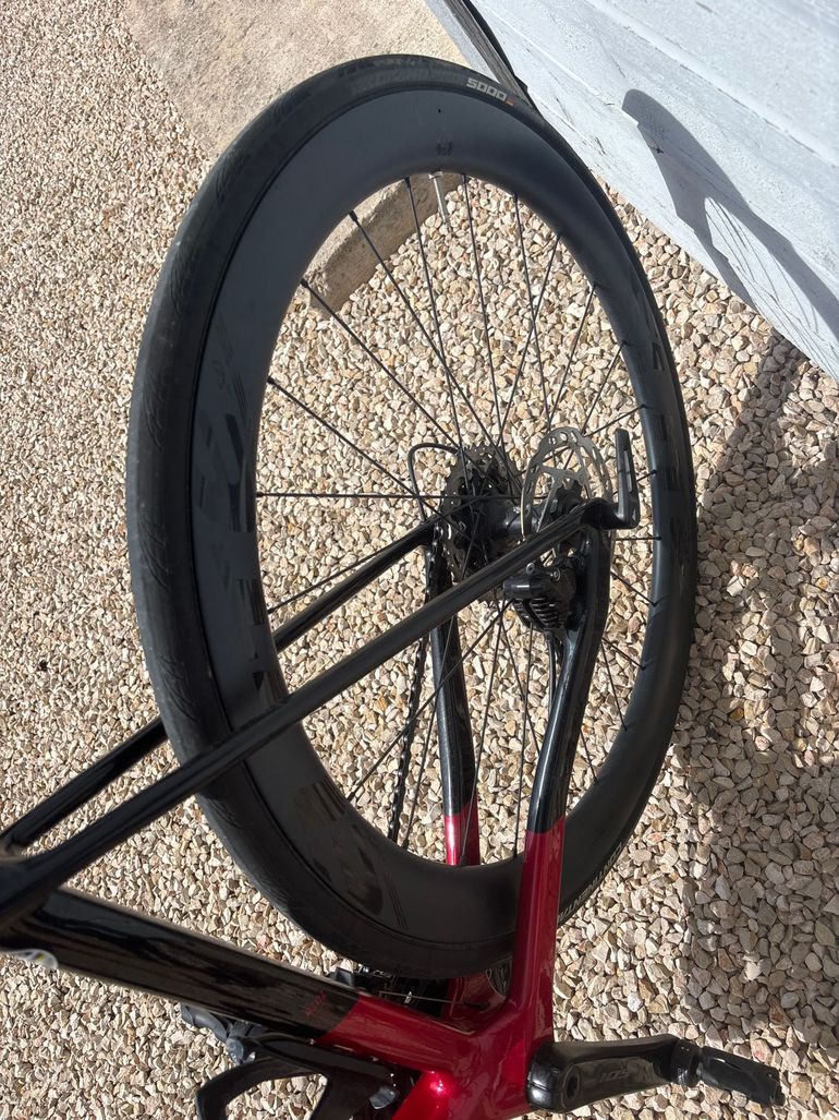 Brugt Canyon Ultimate CF SL 7 2024 2024 Road & Gravel — billede 7 af 12