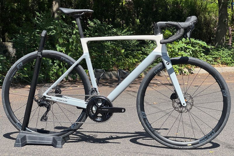 Used Focus IZALCO MAX 8.7 2024 2024 Road & Gravel