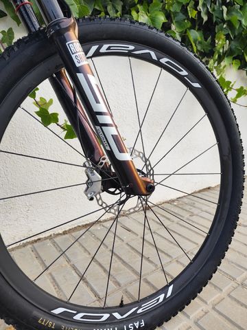 Gebrauchtes Specialized Epic SRAM XX1 Eagle 2025 Mountainbike, Rot — Bild 4 von 5
