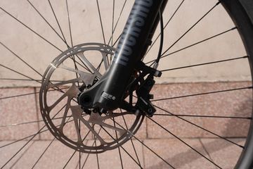 Fantic XTF 1.5 Race 2022 2022 Mountainbike de segunda mano, Gris claro — imagen 5 de 13
