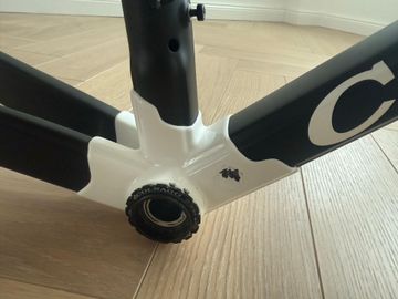 Käytetty Colnago C64 Frameset 2022 Road & Gravel — kuva 14 / 18
