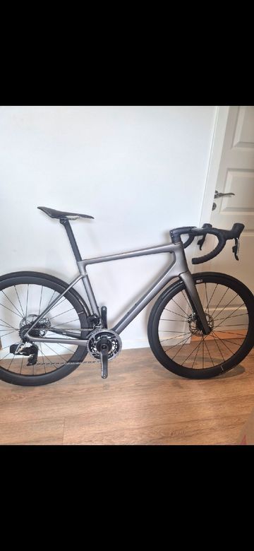 Brugt Enve Bikes Custom SRAM Red eTap AXS 2024 Road & Gravel — billede 1 af 9