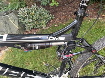 Used CUBE Shimano Deore XT 2012 Mountainbike, White — image 4 of 7