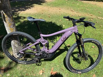 Used Liv Embolden E+ 2 2022 2022 Mountainbike, Purple, 27.5, 29 — image 12 of 15