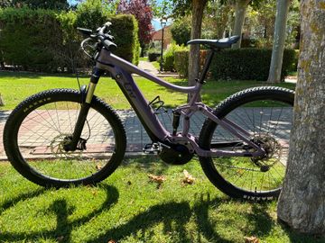 Used Liv Embolden E+ 2 2022 2022 Mountainbike, Purple, 27.5, 29 — image 10 of 15