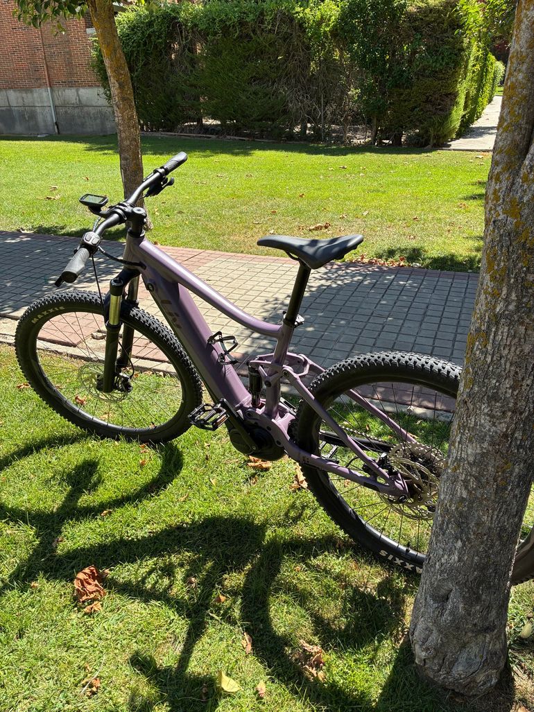 Used Liv Embolden E+ 2 2022 2022 Mountainbike, Purple, 27.5, 29 — image 4 of 15