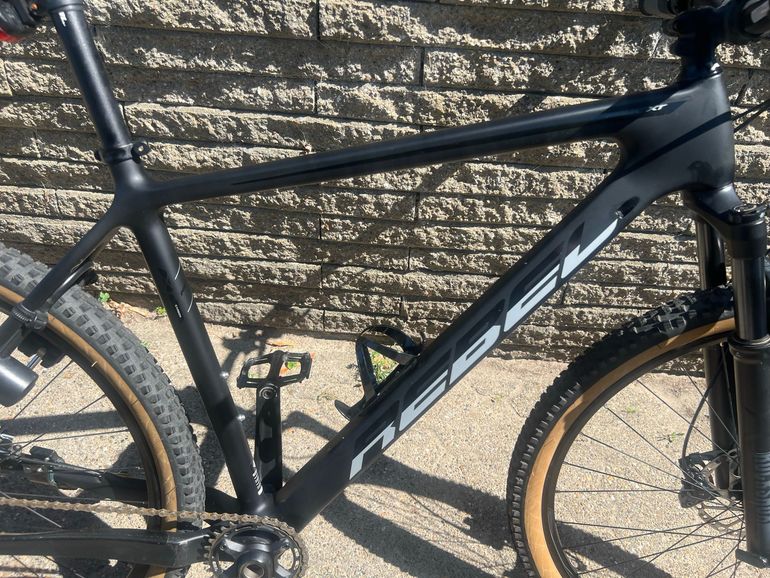 Used SCO rebel Custom Shimano Deore 2014 Mountainbike, Black — image 8 of 19
