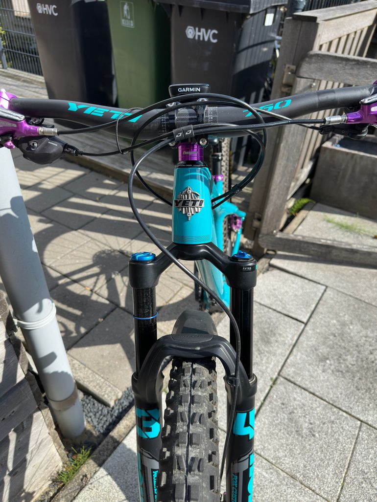 Gebrauchtes Yeti ARC C1 2021 Mountainbike, Grün — Bild 3 von 25