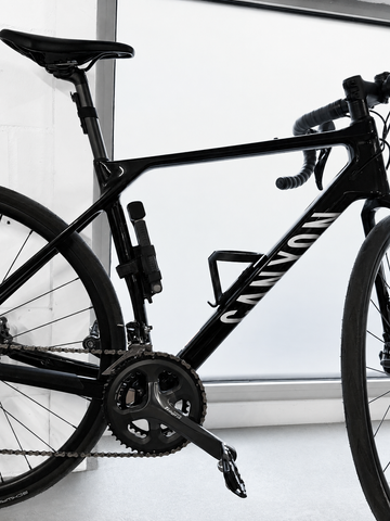 Canyon Endurace CF 6 2026 2026 Road & Gravel usato, Nero — immagine 2 di 7