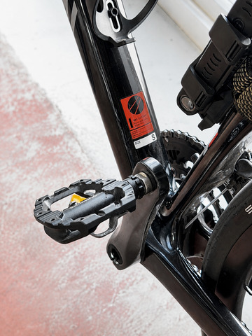 Canyon Endurace CF 6 2026 2026 Road & Gravel usato, Nero — immagine 6 di 7