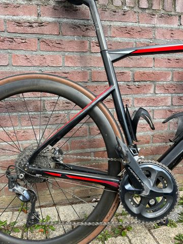BMC Roadmachine 01 THREE 2018 2018 Road & Gravel d'occasion — image 5 sur 5