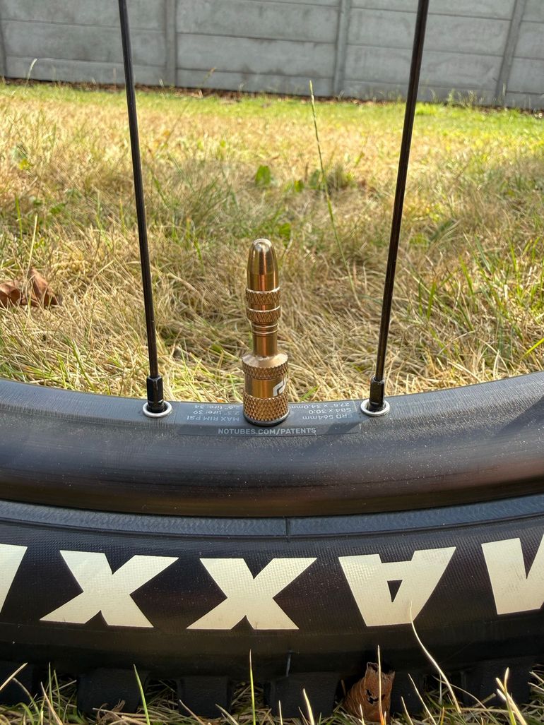 Używany Propain Tyee CF 27.5 Start 2023 2023 Mountainbike — zdjęcie 5 z 20