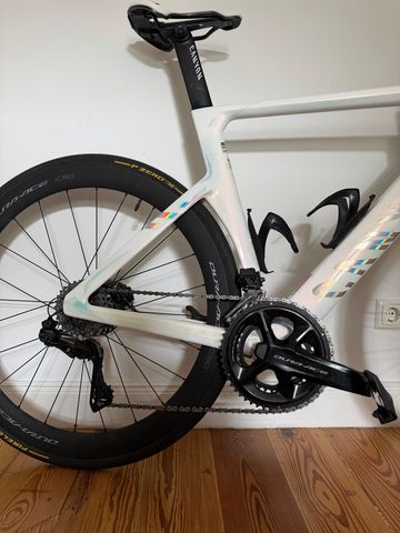 Gebrauchtes Canyon Aeroad CFR Tensor 2025 2025 Road & Gravel, Weiß — Bild 3 von 4