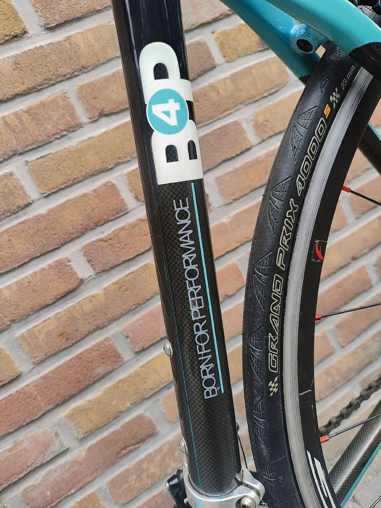 Used Bianchi 928 SRAM Force 2010 Road & Gravel, Green — image 10 of 48