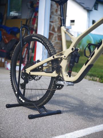 Używany GT Force Carbon Elite 2022 2022 Mountainbike — zdjęcie 8 z 12